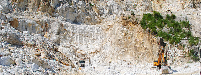 CaCO₃ Powder: Small Material – Big Value in the Industry